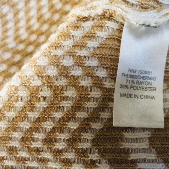 Knit Dress Medium V Neck Long Sleeves Tan White Charming Charlie - Picture 9 of 9